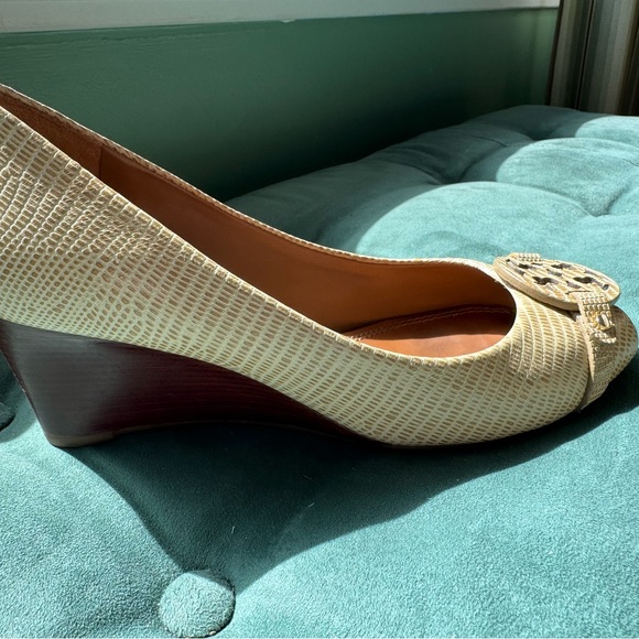 Tory Burch Mini Miller Snake Embossed Open Toe - Picture 6 of 10